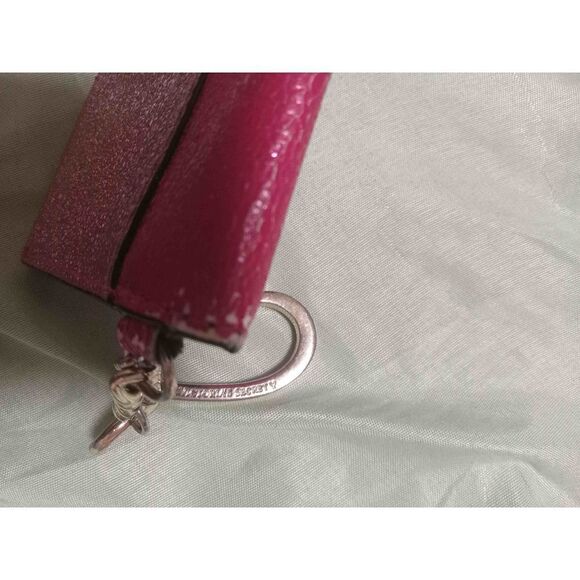 Retired pink Victoria secret coin purse - Picture 3 of 4